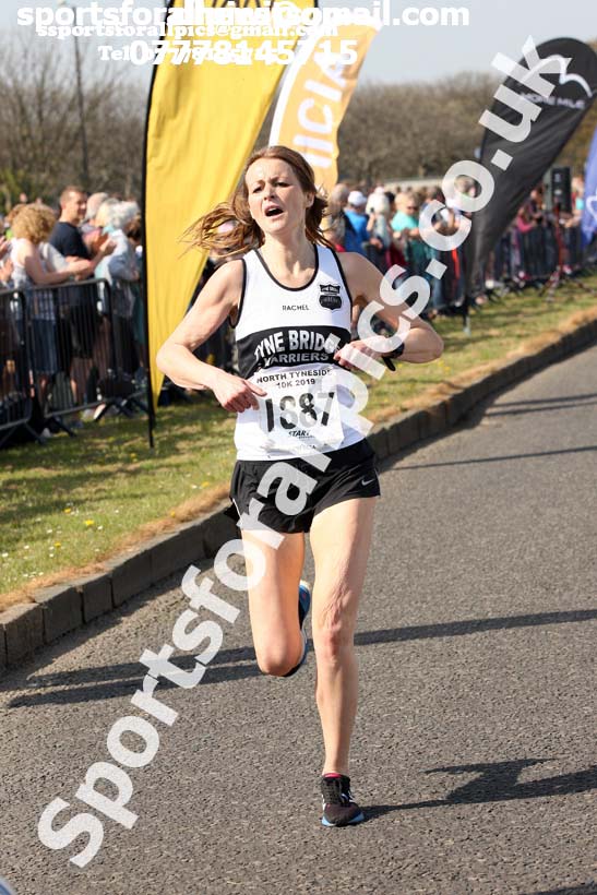 North Tyneside 10k Road Race, Whitley Bay. Photo:  David T. Hewitson/Sports for All Pics